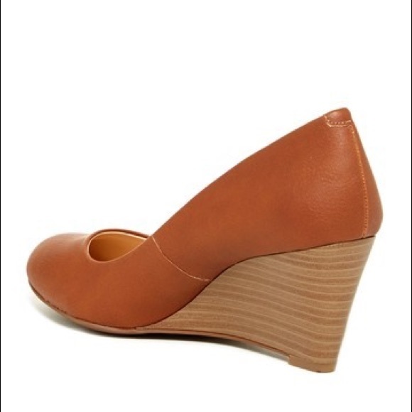 🔥Jessica Simpson Sampson Wedge Pump NWT - Picture 3 of 8